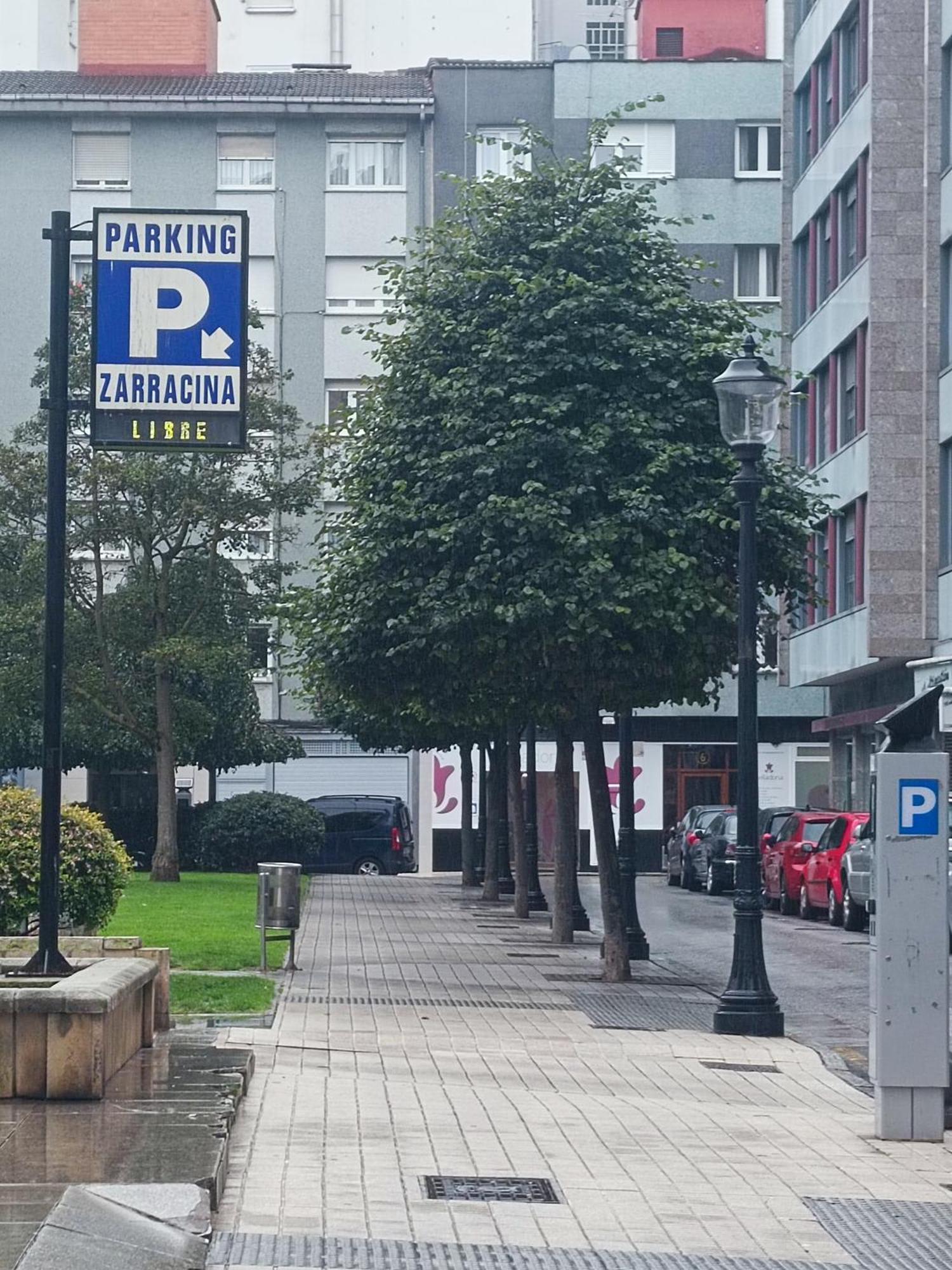 Como Una Casa De Campo En La Ciudad, Con Patio -Parking Gratis Gijón Buitenkant foto